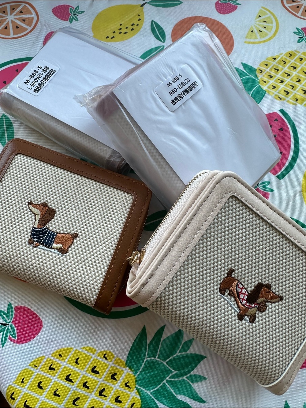 New Embroidered Dachshund Dog Leather Wallet